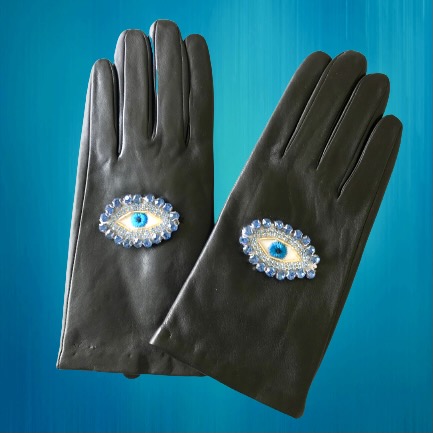 Andy Storchenegger Untitled, 2021 (pink) Leather gloves with embroidered application